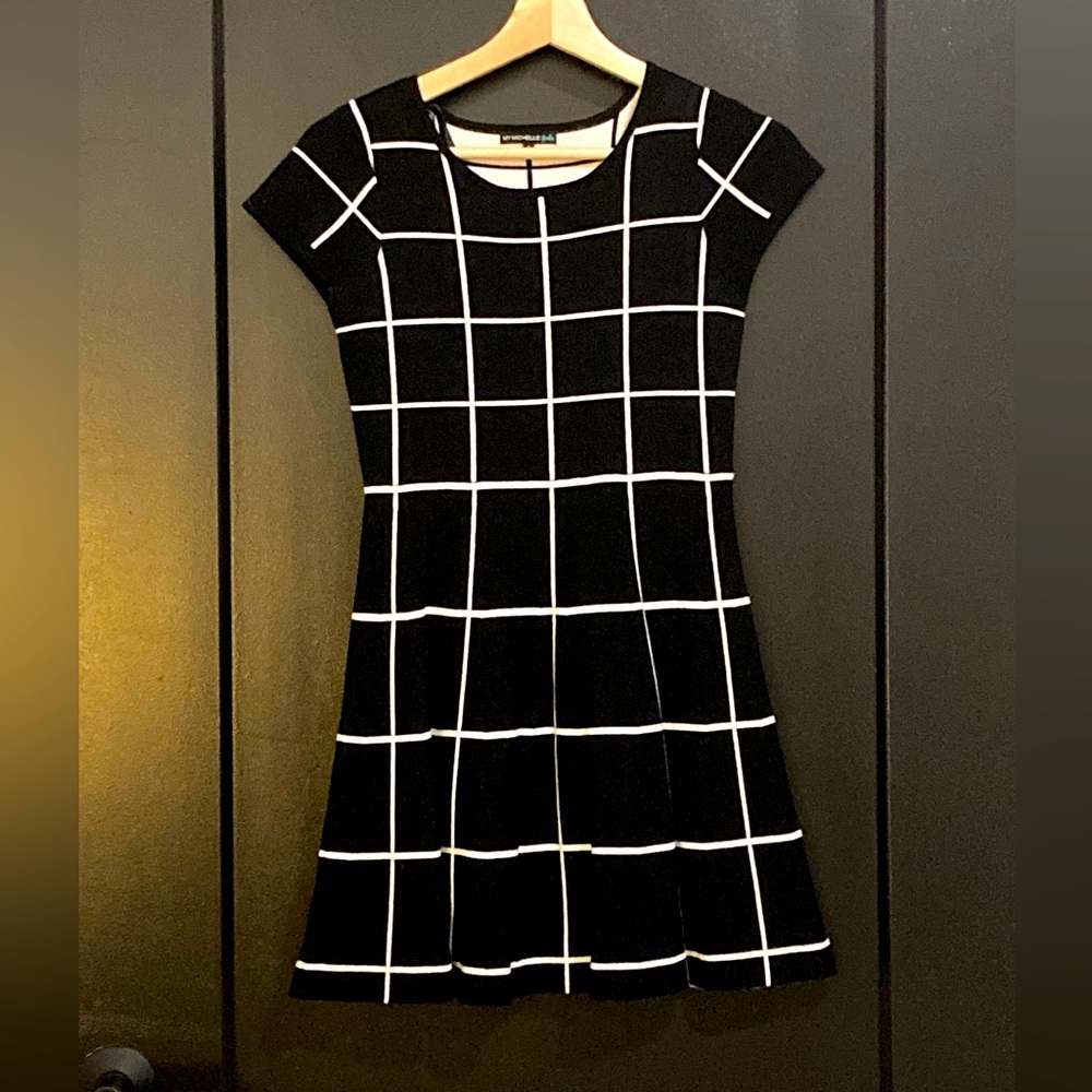 My Michelle Girls sz L black & white checked sweater dress; fits adult sz S